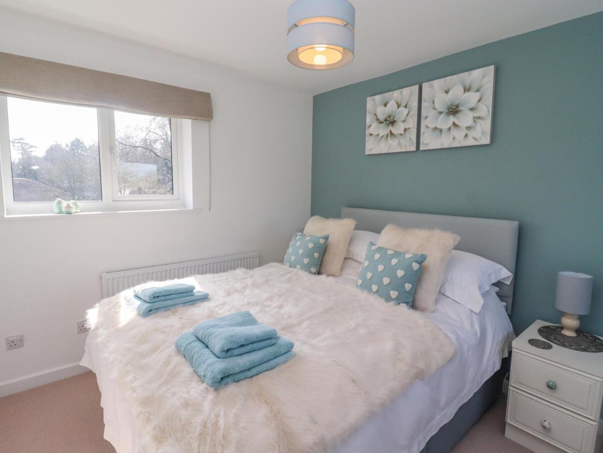 Robellen Corner Villa Banbury Bagian luar foto